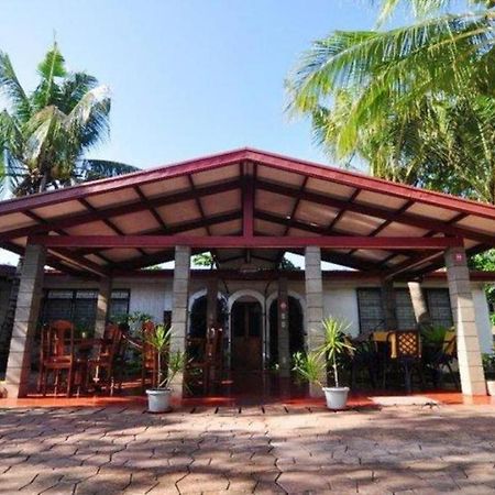 Ayahay Sa Matutina Hotel Puerto Princesa Exterior photo