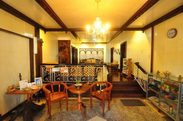 Ayahay Sa Matutina Hotel Puerto Princesa Exterior photo